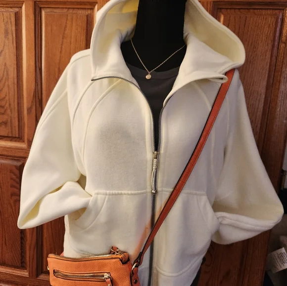 Lululemon oversized scuba full zip hoodie, color: Lemon Sorbet - Picture 9 of 14